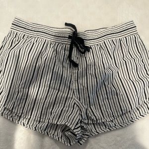 Lou & Grey Black & White Stripe Shorts SZ L